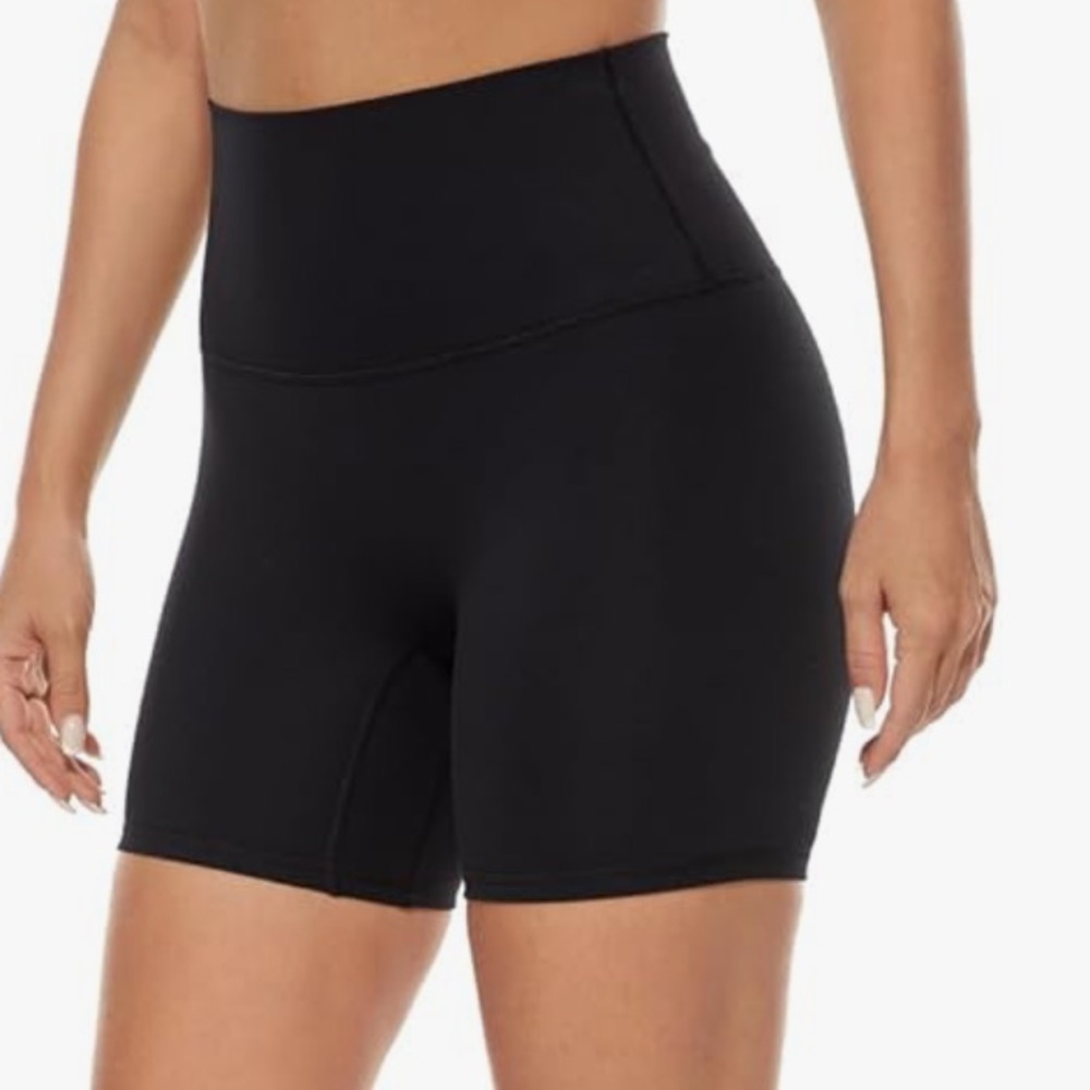 Lavento Black High Rise 5in Bike Shorts NWT 8
